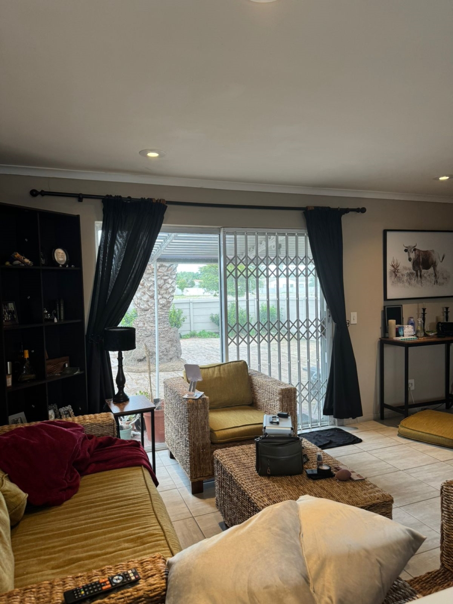 To Let 2 Bedroom Property for Rent in Table View Western Cape